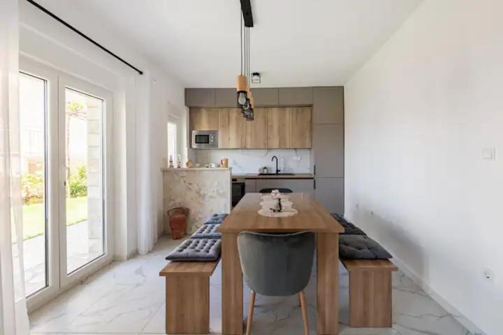 Villa La Domazet Podstrana Extérieur photo